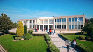 Τα Εκπαιδευτήρια Μαντουλίδη εξαγοράστηκαν από το fund Dukes Education