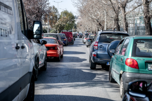 ΑΑΔΕ: Ψηφιακά η άρση ακινησίας οχημάτων με αναλογικά τέλη κυκλοφορίας - Η διαδικασία