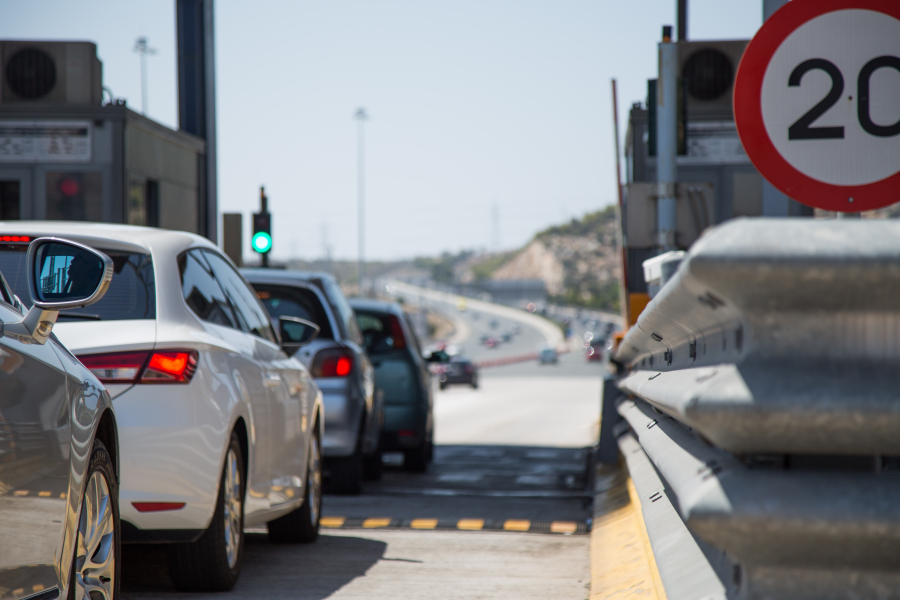 «Πούλησε το αμάξι σε εμένα και άλλους δέκα»: Απίστευτη απάτη καταγγέλλουν πελάτες γνωστής επιχείρησης