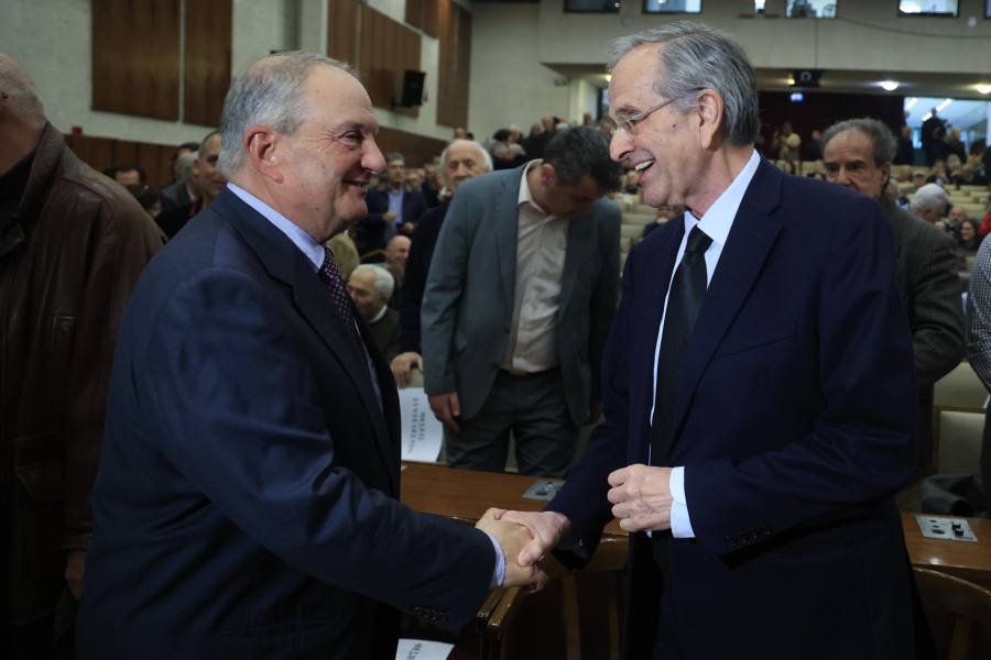 Απελευθερώνονται οι δυσαρεστημένοι «γαλάζιοι» βουλευτές