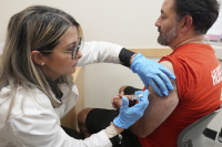 Πανευρωπαϊκός συναγερμός για το νέο στέλεχος της γρίπης: «Καμπανάκι» από τον ΠΟΥ