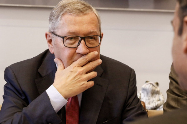 Ρέγκλινγκ: Η Ελλάδα αντιμετώπισε με μεγάλη επιτυχία την πανδημία - Το χρέος της είναι διαχειρίσιμο