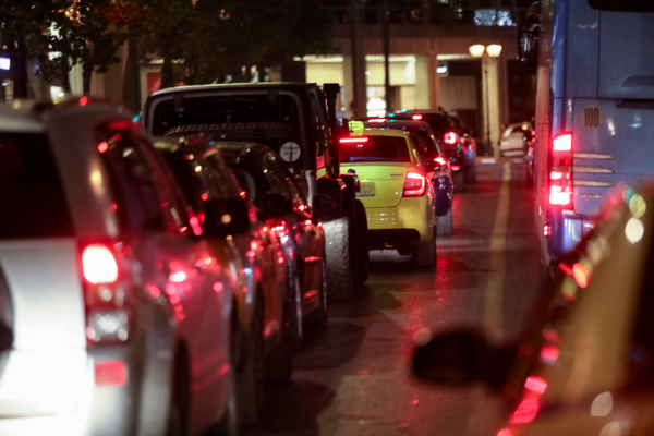 Τροχαίο ατύχημα στον Κηφισό – Στο «κόκκινο» η κίνηση