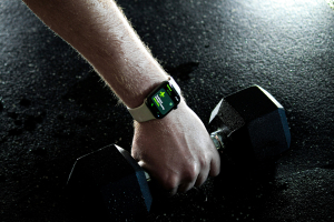 Το smartwatch μπορεί να λέει ψέματα για τις θερμίδες που καίτε