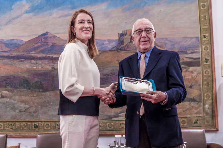 Ν. Κακλαμάνης: Όχι» σε περικοπές στους αγρότες - «Όχι» σε διαιρεμένη Κύπρο