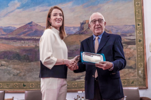 Ν. Κακλαμάνης: Όχι» σε περικοπές στους αγρότες - «Όχι» σε διαιρεμένη Κύπρο