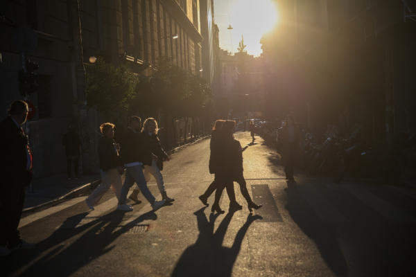 Ενισχύουν την ελκυστικότητα της Ελλάδας για εργαζομένους και επαγγελματίες οι ψηφιακές διαδικασίες