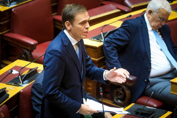 Μάντζος - Μανιάτης: Η κυβέρνηση να ενημερώσει άμεσα για τις εξελίξεις στη Λιβύη και τις επιπτώσεις