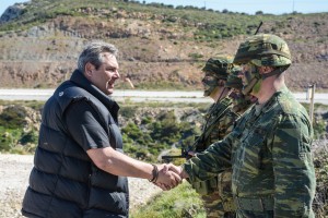 Καμμένος: "Θα τσακίσουμε τους Τούρκους" - "Θα φέρουμε πίσω τους ομήρους στρατιωτικούς"