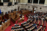 Επικουρικές συντάξεις: Απόσυρση του νομοσχεδίου ζητούν ΣΥΡΙΖΑ, ΚΙΝΑΛ και ΚΚΕ