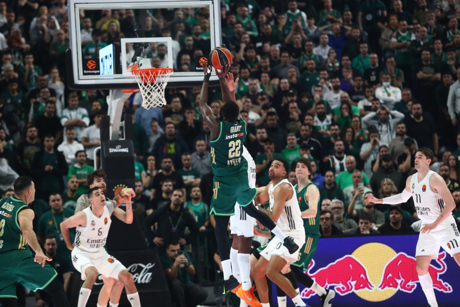 Euroleague: Ο Παναθηναϊκός πήρε το ντέρμπι κόντρα στη Ρεάλ με υπογραφή Γκραντ (82-81)