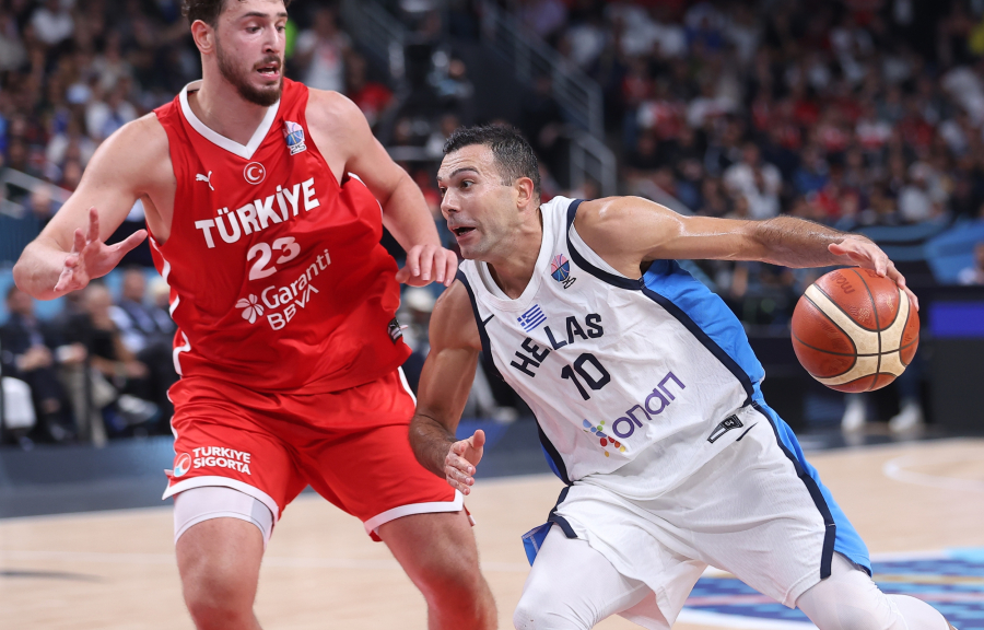 Eurobasket 2025: Ανάρτηση-πρόκληση Σενγκούν με τον Κεμάλ μετά την πρόκριση στον τελικό