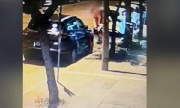 Επικηρύχθηκε με 3.000 ευρώ ο δολοφόνος που πάτησε μέχρι θανάτου γατάκι στη Θεσσαλονίκη