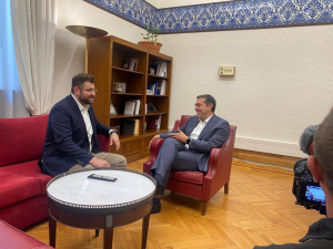 Τι σηματοδοτεί η παρουσία Ζαχαριάδη στο «Σεράφειο»
