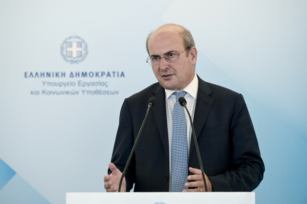 Κωστής Χατζηδάκης από ΕΦΚΑ Νεάπολης: «Οι πολίτες είναι ικανοποιημένοι, αλλά εμείς όχι»