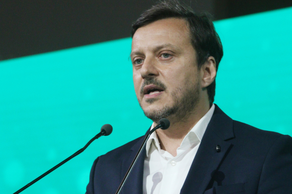 Άνω κάτω με τις δηλώσεις Πάνα περί συνεργασίας ΕΛΑΣ με ΠΑΣΟΚ - Οι αντιδράσεις