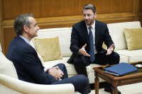 Δυσκολίες για τον Ν. Ανδρουλάκη μετά τη συνάντηση με τον Κ. Μητσοτάκη