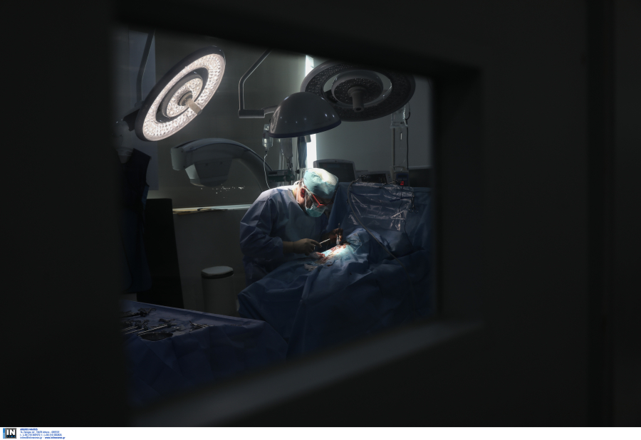 Θάνατος 15 παιδιών: «Είναι ένας υπέροχος άνθρωπος», λέει μητέρα παιδιού για τον καρδιοχειρουργό