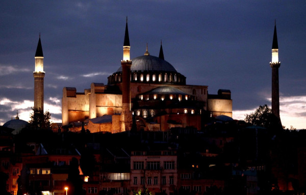 «Φρένο» της Unesco σε Ερντογάν: Αλλαγή καθεστώτος της Αγιάς Σοφιάς μόνο με έγκρισή μας