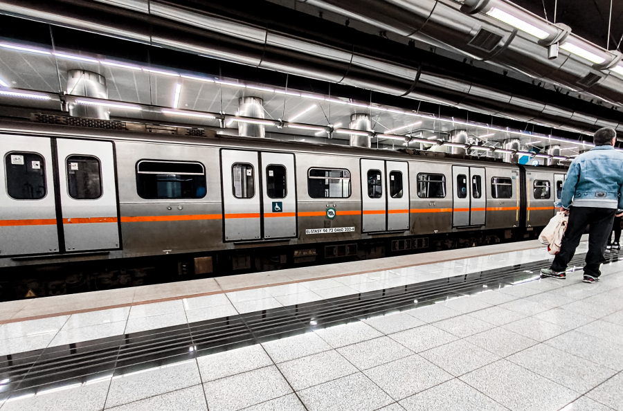 Στάση εργασίας σε μετρό και τραμ το Σάββατο: Οι τελευταίοι και οι πρώτοι συρμοί