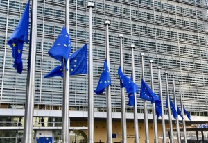 Ευρωζώνη: Υποχώρηση της καταναλωτικής εμπιστοσύνης τον Φεβρουάριο