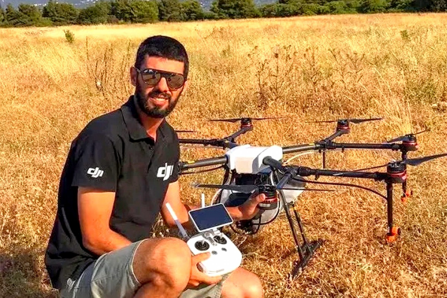 Η συγκινητική ανάρτηση της ομάδας UpStories στον εθελοντή πυροσβέστη που έπεσε στο καθήκον (βίντεο)