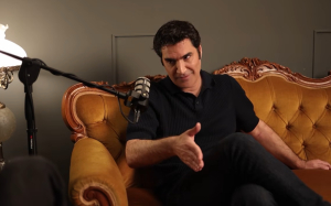 Παπακαλιάτης: Οι Παξοί ήταν ένας από τους λόγους που ο Μόργκαν Φρίμαν είδε το Maestro