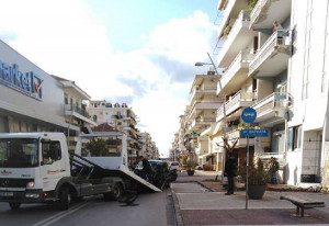 Σοβαρό τροχαίο με έναν τραυματία στο κέντρο της Καλαμάτας