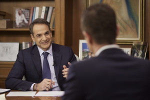 Μητσοτάκης: «Για κάποιους ο εμβολιασμός θα γίνει υποχρεωτικός, η ανάκαμψη θα μοιάζει με τέλος πολέμου»