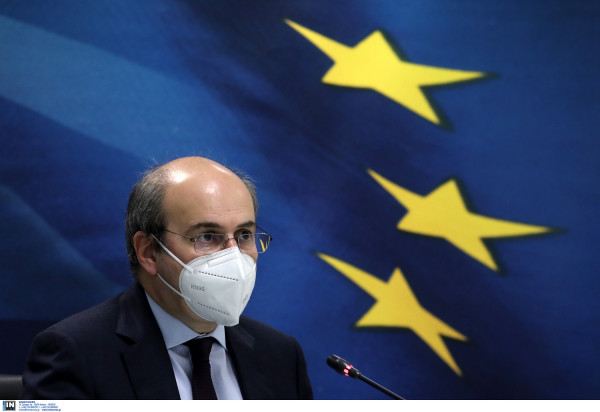 Ενστάσεις από τους επιστήμονες για το επίδομα 400 ευρώ