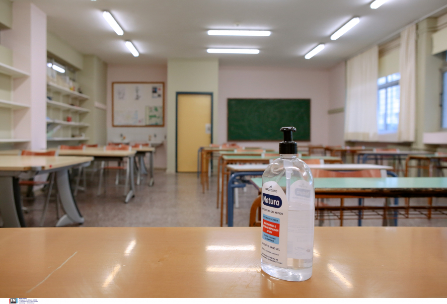 Πανελλήνιες 2022: Ο μεγάλος αγώνας για τα ΓΕΛ ξεκινά με το θέμα έκθεσης