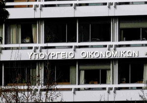 «Βουνό» οι ληξιπρόθεσμες οφειλές - 79 οφειλέτες χρωστούν πάνω από 100 εκατ. ευρώ στο δημόσιο