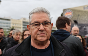 ΚΚΕ για ανάρτηση Μητσοτάκη: Δεν χρειάζεται να διαβάσει κανείς τα «ψιλά γράμματα» για να καταλάβει