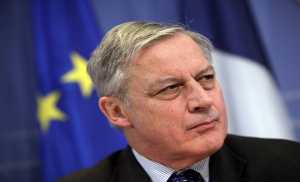 O Κεντρικός Τραπεζίτης της Γαλλίας υπέρ της ελάφρυνσης του ελληνικού χρέους EPA/CHRIS KLEPONIS