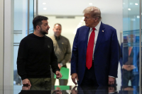 «Ελεύθερη» και «κυρίαρχη» αποικία η Ουκρανία: Αυτή είναι η συμφωνία Τραμπ - Ζελένσκι