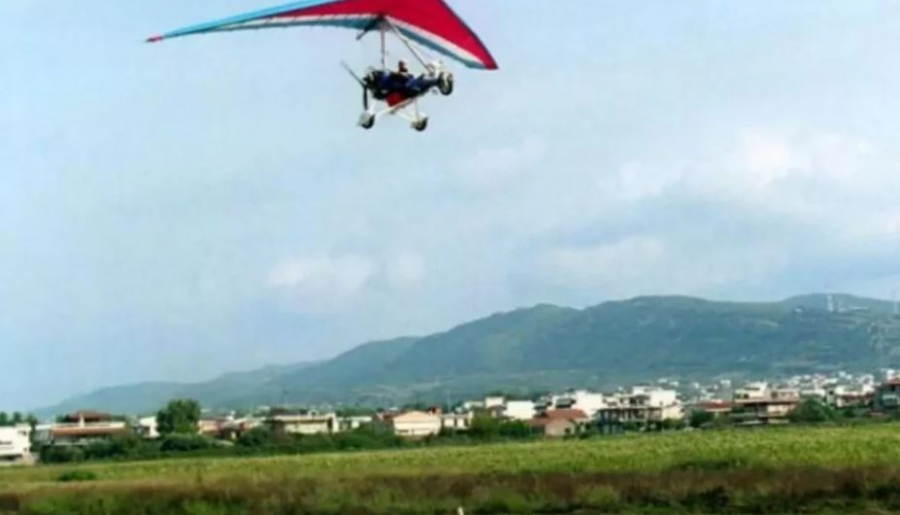 Τούρκοι που ζητούν άσυλο οι 2 άντρες που έπεσαν στην Κάρυστο με ανεμόπτερο