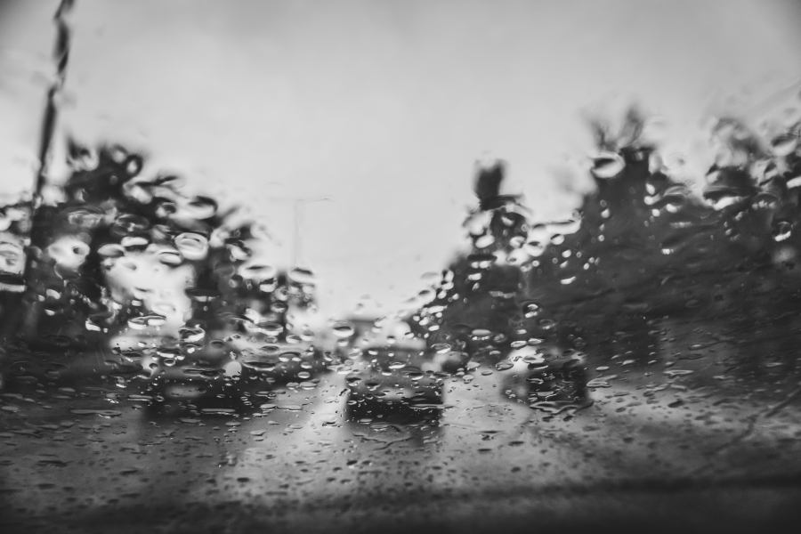Φτάνει η κακοκαιρία στην Αττική: Τι ώρα θα χτυπήσουν οι ισχυρές βροχές και καταιγίδες