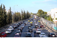 Μετά το «Ν» έρχεται το «Σ» στο παρμπρίζ του αυτοκινήτου - Για ποιους είναι υποχρεωτικό