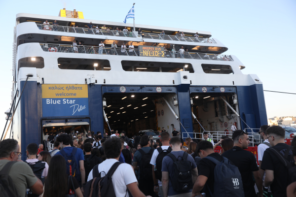 Καιρός: Θυελλώδεις βοριάδες στην Αττική - Οι ριπές του ανέμου ξεπέρασαν τα 120 χιλιόμετρα την ώρα στην Πεντέλη