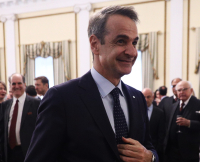 Διάσκεψη Παρίσι: Το ευρωπαϊκό «πουγκί» και το μήνυμα Μητσοτάκη για Ουκρανία