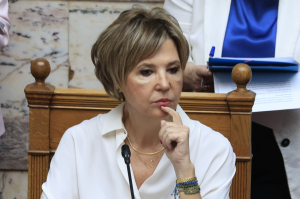 ΣΥΡΙΖΑ: Ανεξαρτητοποιείται και η Γεροβασίλη - «Ο στόχος και οι αρχές μου δεν εκφράζονται από το εναπομείναν σχήμα»