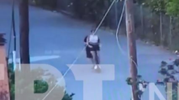 Καλαμάτα: Διασωληνωμένος ο 15χρονος με το πατίνι που τραυματίστηκε από αυτοκίνητο