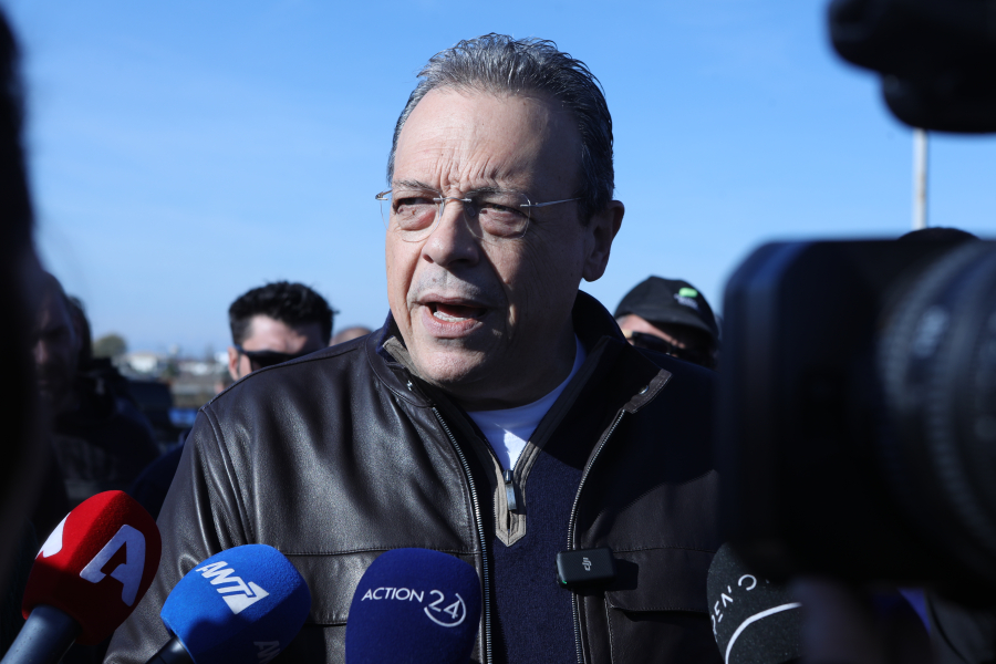 Φάμελλος από το μπλόκο στα Μάλγαρα: Η κυβέρνηση αντιμετωπίζει τους αγρότες σαν εχθρούς