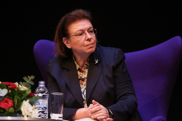 Λίνα Μενδώνη για Joker: Αυτοβούλως κινήθηκαν οι δύο υπάλληλοι – Θα ελεγχθούν πειθαρχικά (vid)