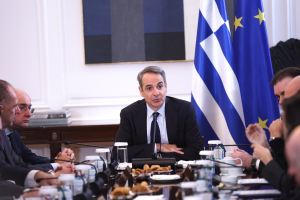 Υποκλοπές: Μια υπόθεση από τα παλιά ρίχνει βαριά την σκιά της στην κυβέρνηση προεκλογικά