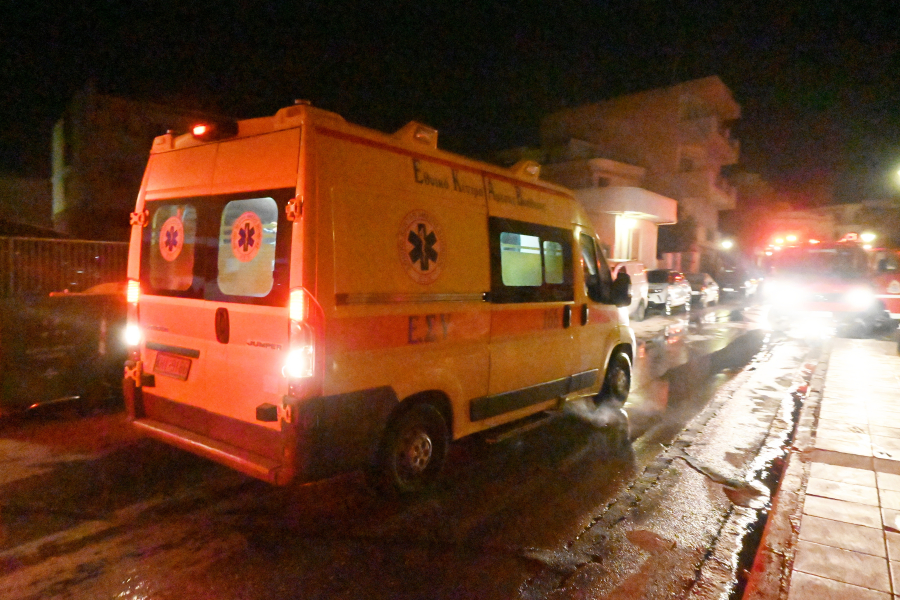 Νεκρός μοτοσικλετιστής σε τροχαίο στην Καλλιθέα