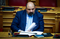 Χρ. Τριαντόπουλος: Στην αντεπίθεση η κυβέρνηση, ξεχνώντας το «είναι για τα μπάζα, όσοι κάνουν σπέκουλα με τα μπαζώματα»