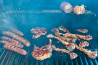 Από την ταβέρνα στα... επείγοντα: Οκτώ συγγενείς δηλητηριάστηκαν ανήμερα του Πάσχα