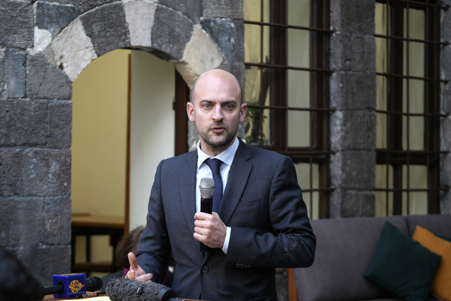 Πρώτη «μουδιασμένη» απάντηση της ΕΕ στις απειλές Τραμπ: «Δεν θα ανεχτούμε επίθεση στα σύνορά μας»