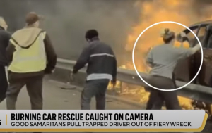 H δραματική διάσωση ανθρώπου από φλεγόμενο αυτοκίνητο